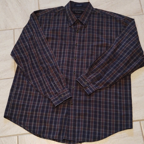 Van Heusen Wrinkle Free Plaid Button Down L - Picture 2 of 7